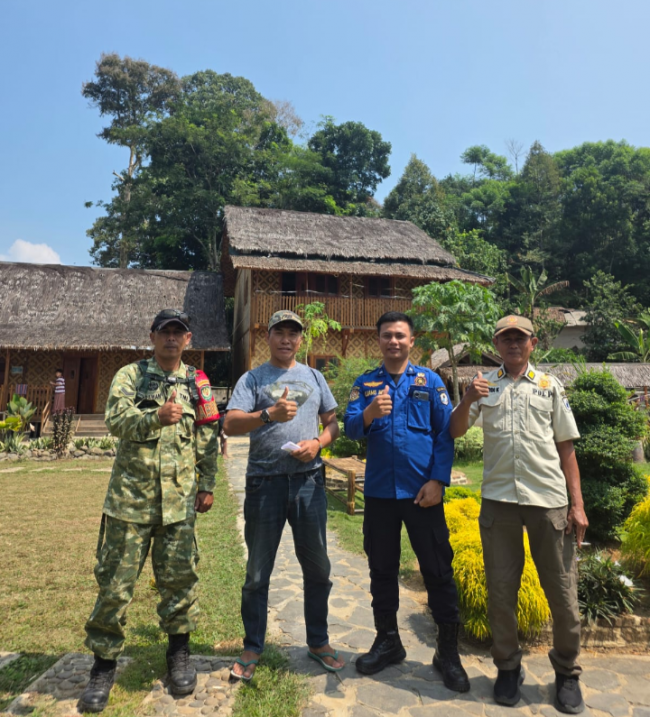Sambut HUT ke-81 RI, Pemerintah Kecamatan euwidamar Silaturahmi ke Rumah Baca biMBA-AIUEO Baduy Ciboleger, Perkuat Sinergi Pendidikan dan Persatuan