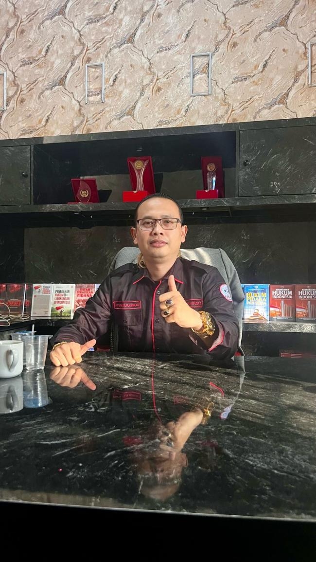 Komentari No. Pol Kendaraan Advokat Acep Saepudin, Bupati Lebak Dinilai Gak Ada Kerjaan.